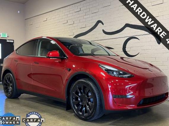 TESLA MODEL Y 2024 7SAYGDED6RF019557 image